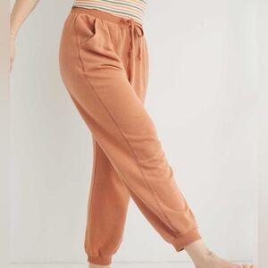 Aerie Women's Orange Jogger Pants